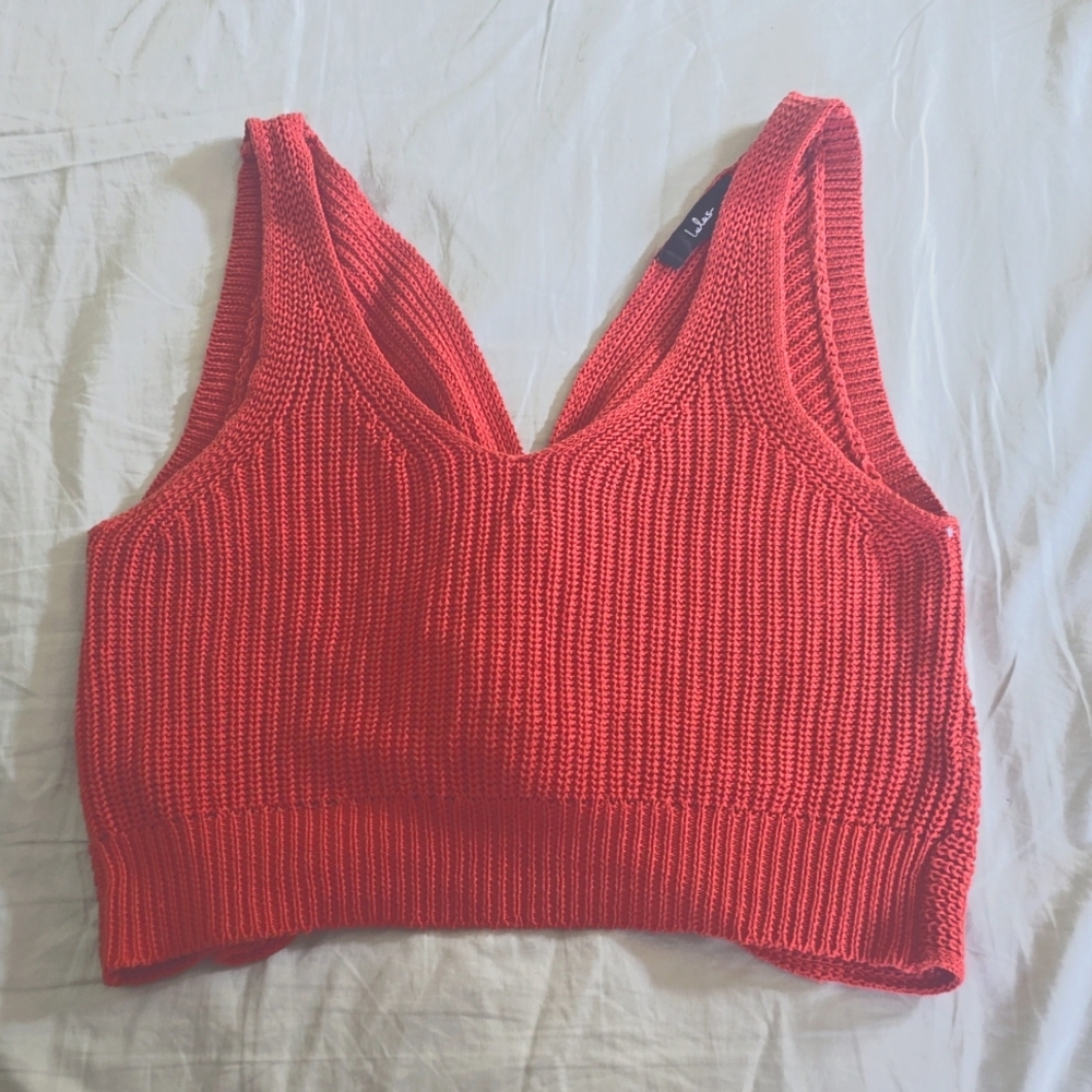 Crop back twist top